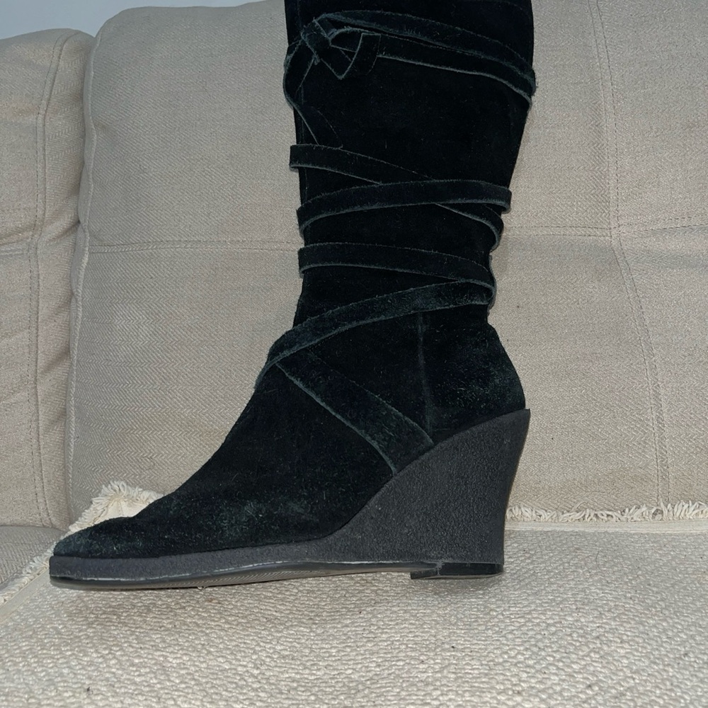 Enzo Angiolini 'EAROSALIE' Black Suede Wedge Boots Women's Size 9